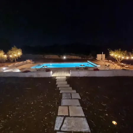 Casa de Férias Trulli Sabrina *