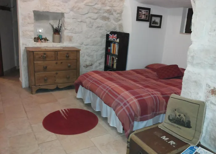 Trulli Sabrina Locorotondo